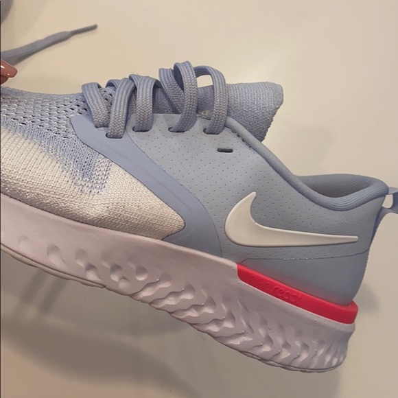 Brand new Nike Flyknit Running Shoes - Picture 4 of 7